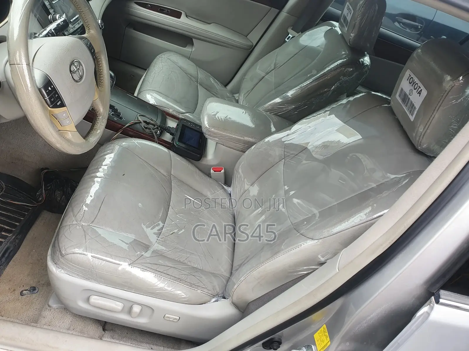Toyota Avalon 2011 Silver
