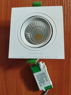 7 W Warm White Square White