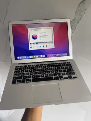Laptop Apple MacBook Air 2015 4GB Intel Core i5 SSD 128GB