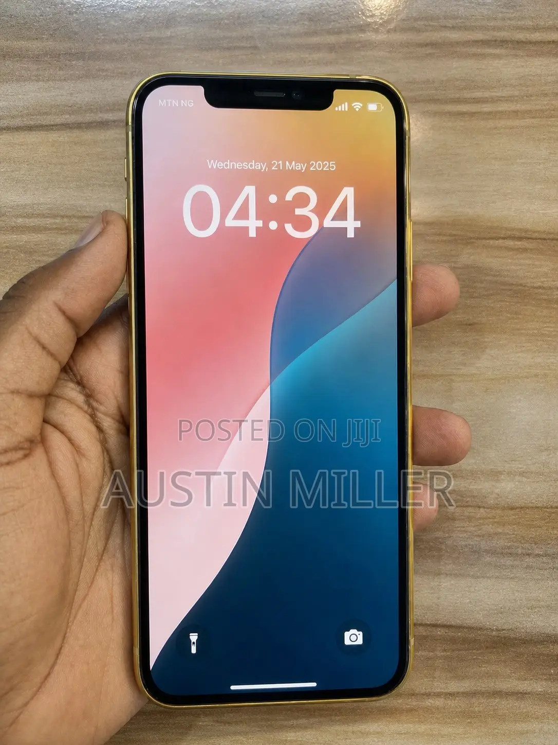 Apple iPhone 11 Pro Max 64 GB Gold