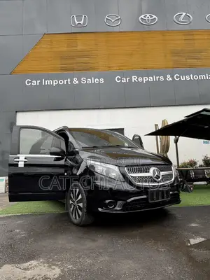 Mercedes-Benz Viano 2018 Black