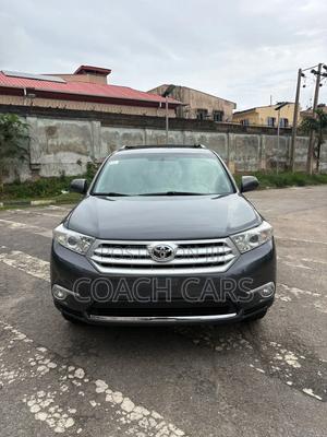 Toyota Highlander 2011 Gray
