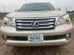 Lexus GX 460 2011 Gold