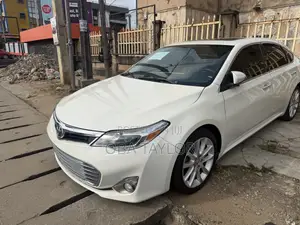 Toyota Avalon 2014 White