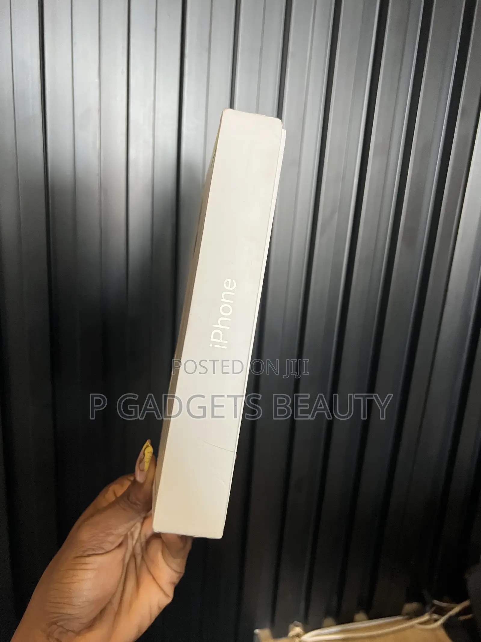 New Apple iPhone 16 Plus 256 GB White
