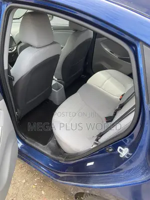 Hyundai Accent 2010 Blue