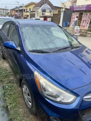 Hyundai Accent 2010 Blue