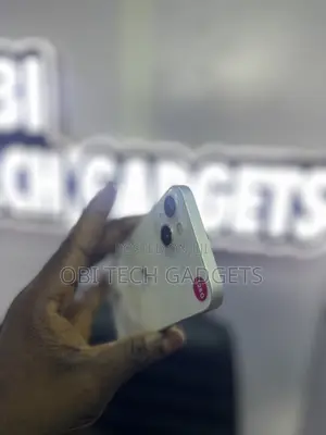 Apple iPhone 13 128 GB White