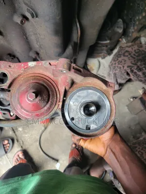 Fuel Filter Housing for MP8/MP7 MACK ENGINE