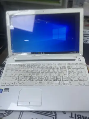 Laptop Toshiba Dynabook A40-J 4GB Intel HDD 160GB
