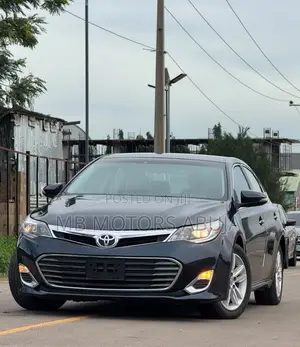 Toyota Avalon XLE Premium 4dr Sedan (3.5L 6cyl 6A) 2015 Black