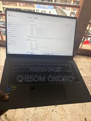 Laptop MSI Prestige 16 AI Studio 16GB Intel Core i7 SSD 256GB