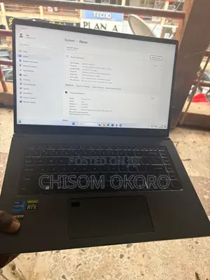 Laptop MSI Prestige 16 AI Studio 16GB Intel Core i7 SSD 256GB