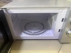 Clean Hisense Microwave