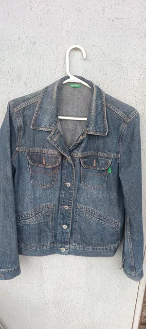 This Is a Jean Jacket for Teenagers and Kids,suitable for Cold Days