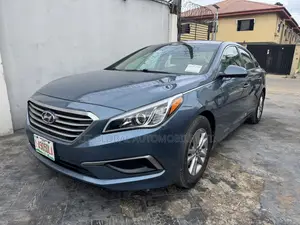 Hyundai Sonata 2016 Blue