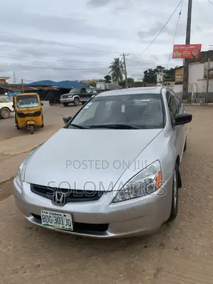 Honda Accord Automatic 2005 Silver