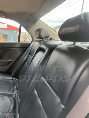 Honda Accord Automatic 2005 Silver
