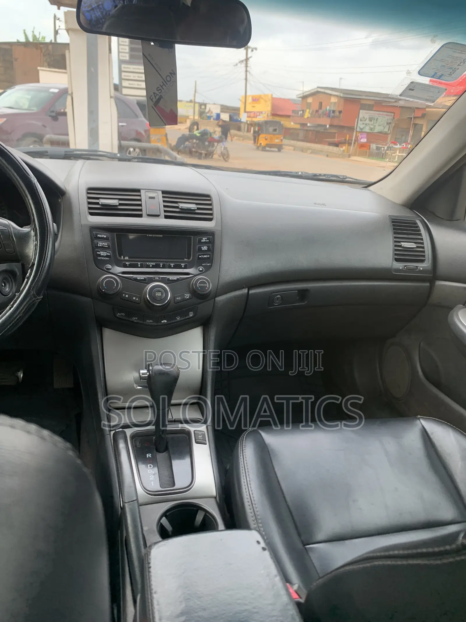 Honda Accord Automatic 2005 Silver