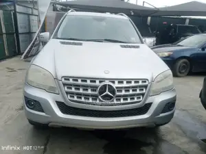 Mercedes-Benz M Class 2011 Silver