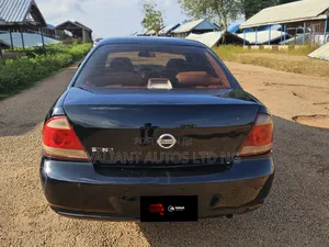 Nissan Sunny 2008 Black