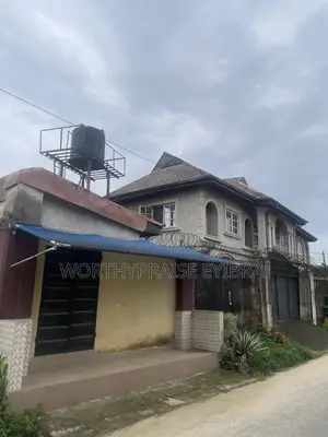5bdrm Duplex in Ewet Housing, Uyo for sale