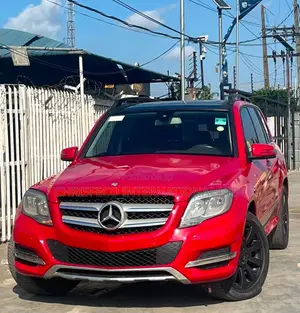 Mercedes-Benz GLK-Class 2010 Red
