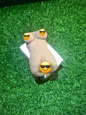 Pocket Toto Doll P-Ussy