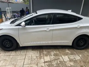 Hyundai Elantra 2016 White