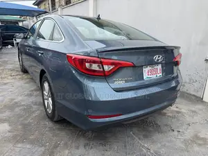 Hyundai Sonata 2016 Blue