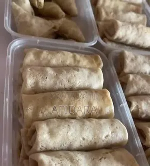 100 Vegetable Spring Rolls and 100 Samosa