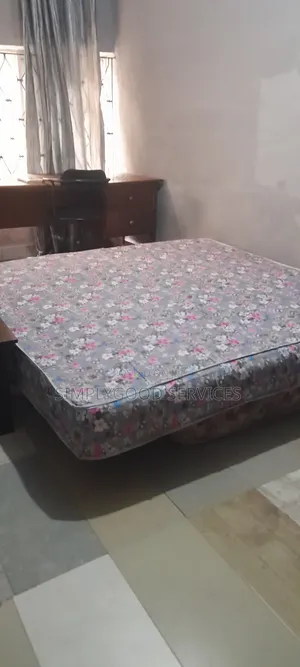 Clean Used 6 by 6 by 8 Inches Mattress for Sale