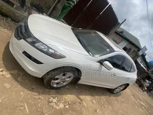 Honda Accord Crosstour 2010 White