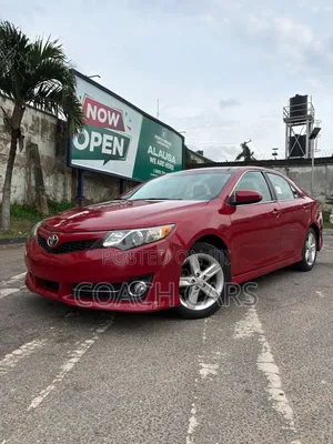 Toyota Camry 2012 Red