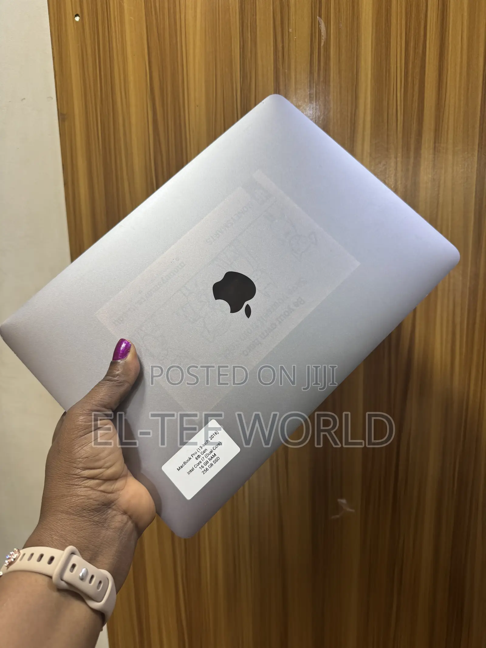 Laptop Apple MacBook Pro 2016 16GB Intel Core i7 SSD 256GB