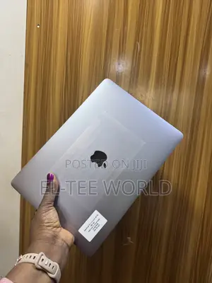 Laptop Apple MacBook Pro 2016 16GB Intel Core i7 SSD 256GB