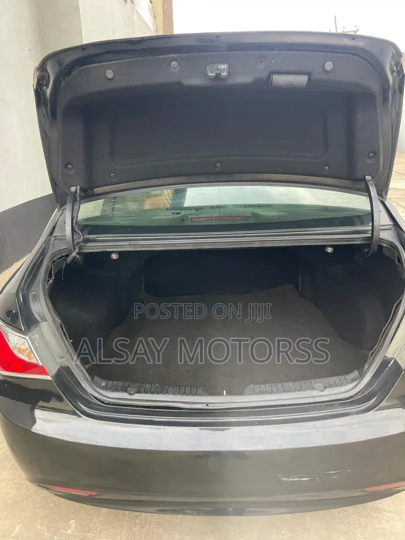 Hyundai Sonata 2011 Black