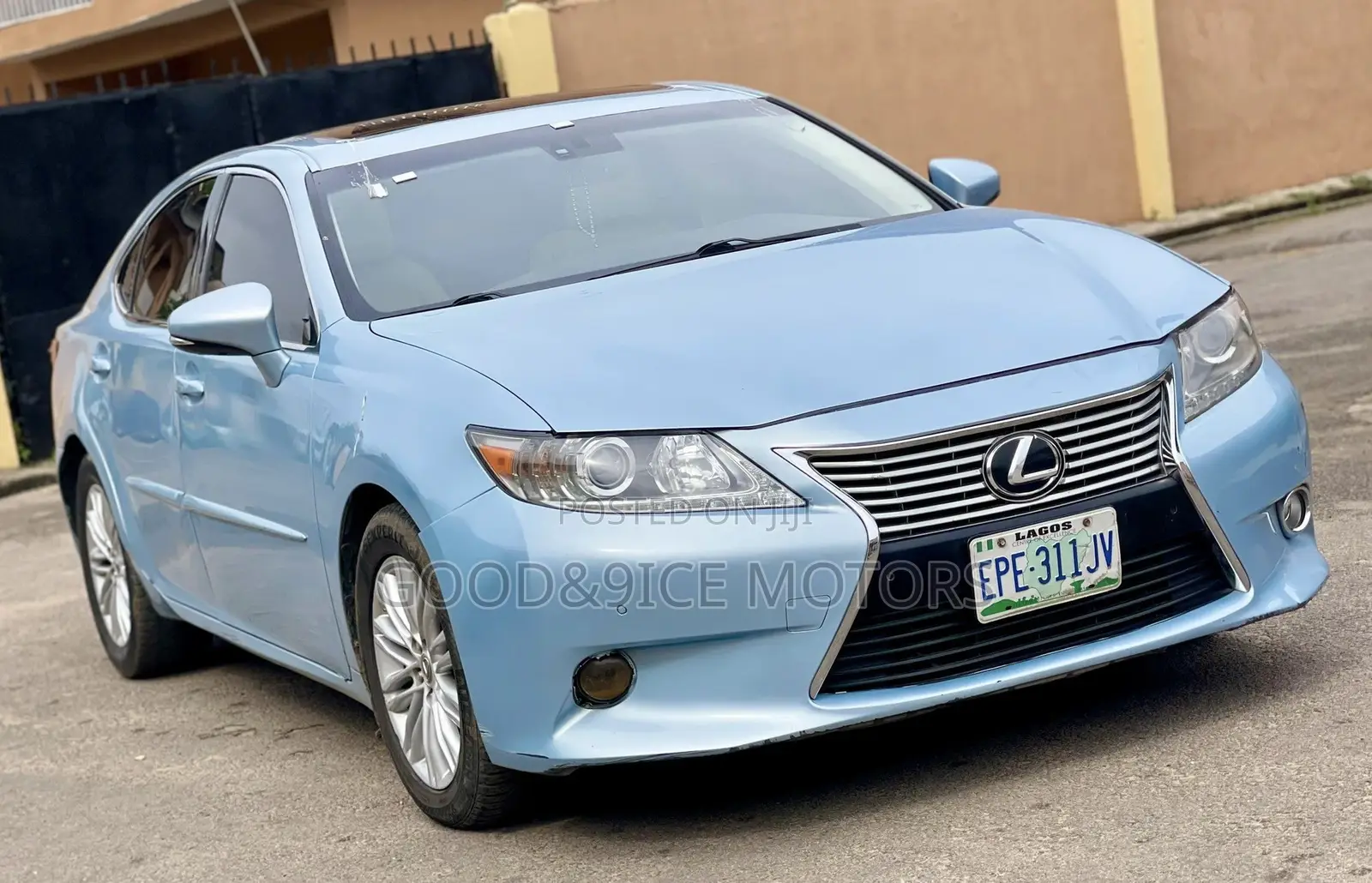 Lexus ES 2014 Blue