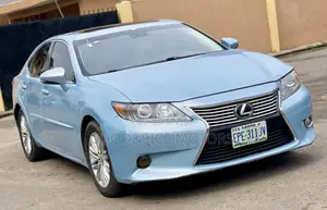 Lexus ES 2014 Blue