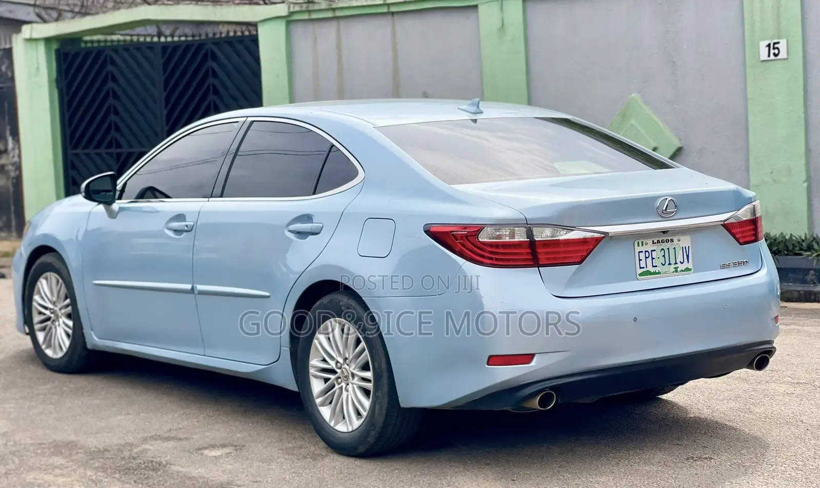 Lexus ES 2014 Blue