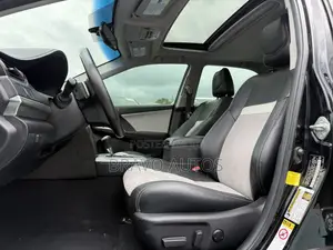 Toyota Camry SE V6 4dr Sedan (3.5L 6cyl 6A) 2012 Black