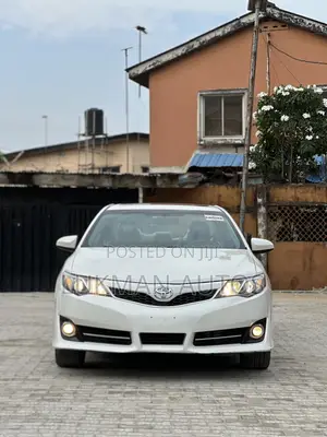 Toyota Camry SE Limited Edition 4dr Sedan (2.5L 4cyl 6A) 2012 White