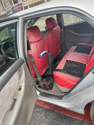 Toyota Corolla 2004 Silver