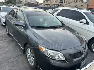 Toyota Corolla 2010 Black