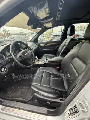 Mercedes-Benz C300 Luxury Sedan AWD (3.0L 6cyl 7A) 2009 Silver