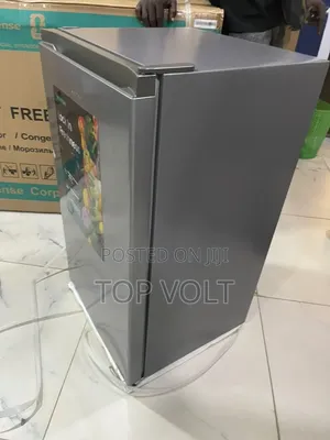 Hisense 93L Modern Refrigerator