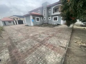 5bdrm Bungalow in Estate/Ado, Ajah for sale