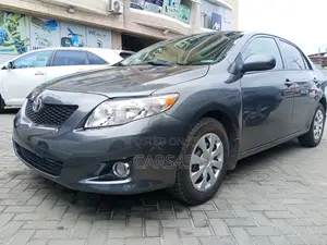 Toyota Corolla 2010 Gray