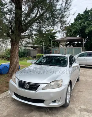 Lexus IS 250 Automatic 2010 Silver
