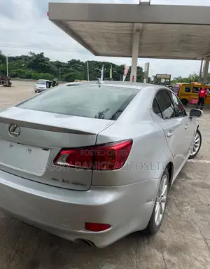 Lexus IS 250 Automatic 2010 Silver